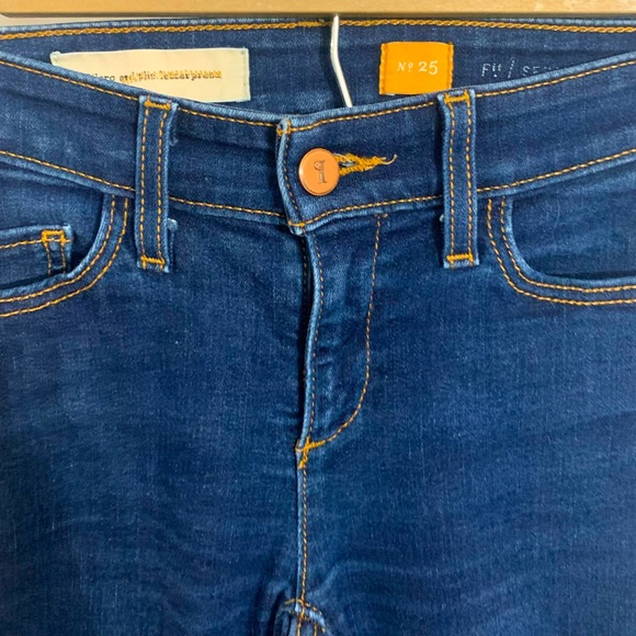 🤍 EUC Like New Pilcro Anthropologie Serif Skinny HR Jeans - Picture 5 of 8